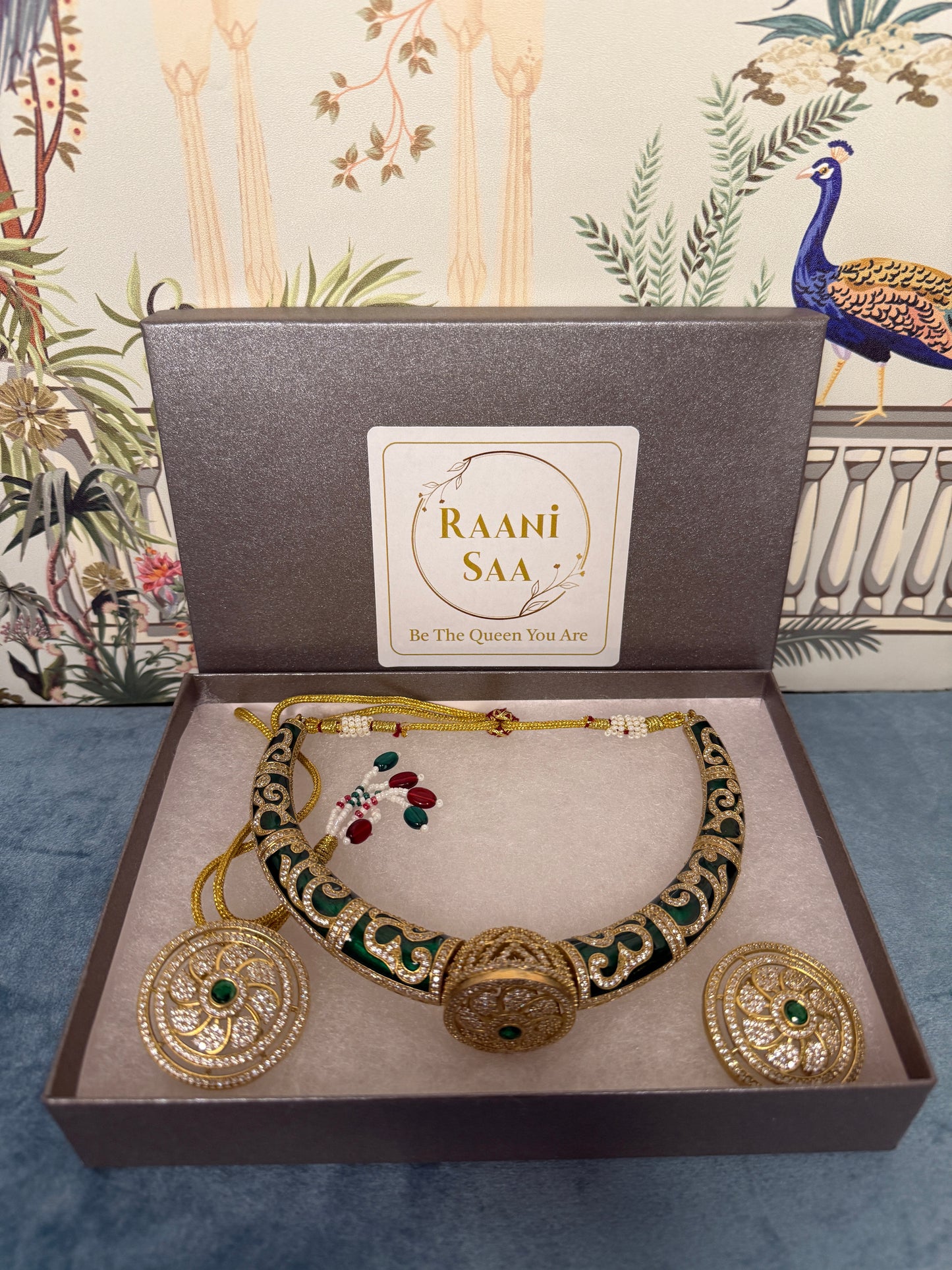 Traditional jaipuri hasli