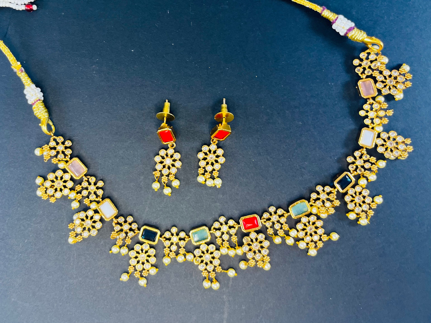 Aabha Navratna premium small necklace set