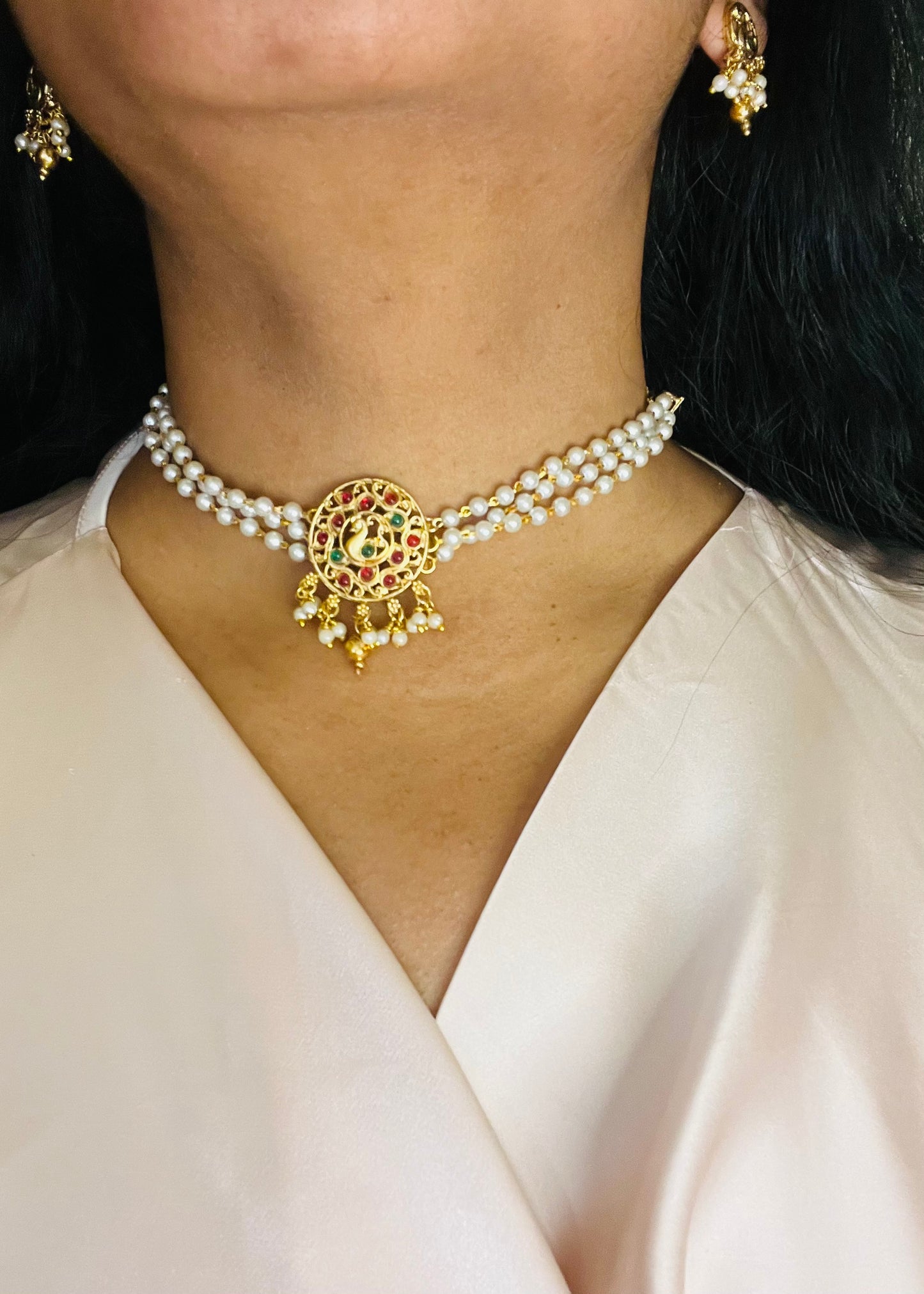 Aabha Small choker