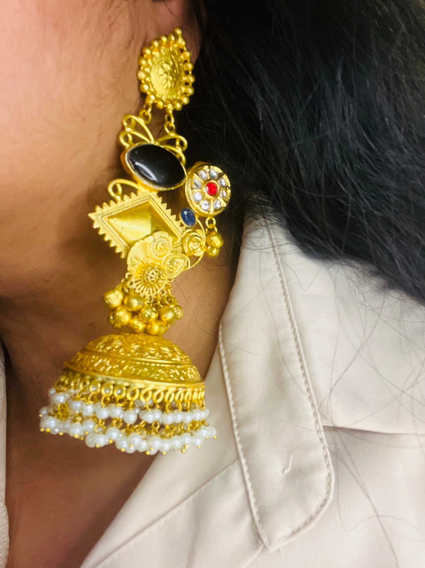 RC- 001 Monalisa stone golden replica Jhumka with earchain