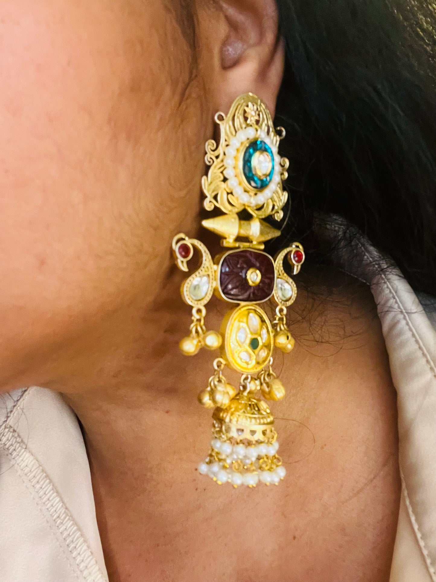 RC- 003 Gold replica with pachi detailing with earchain