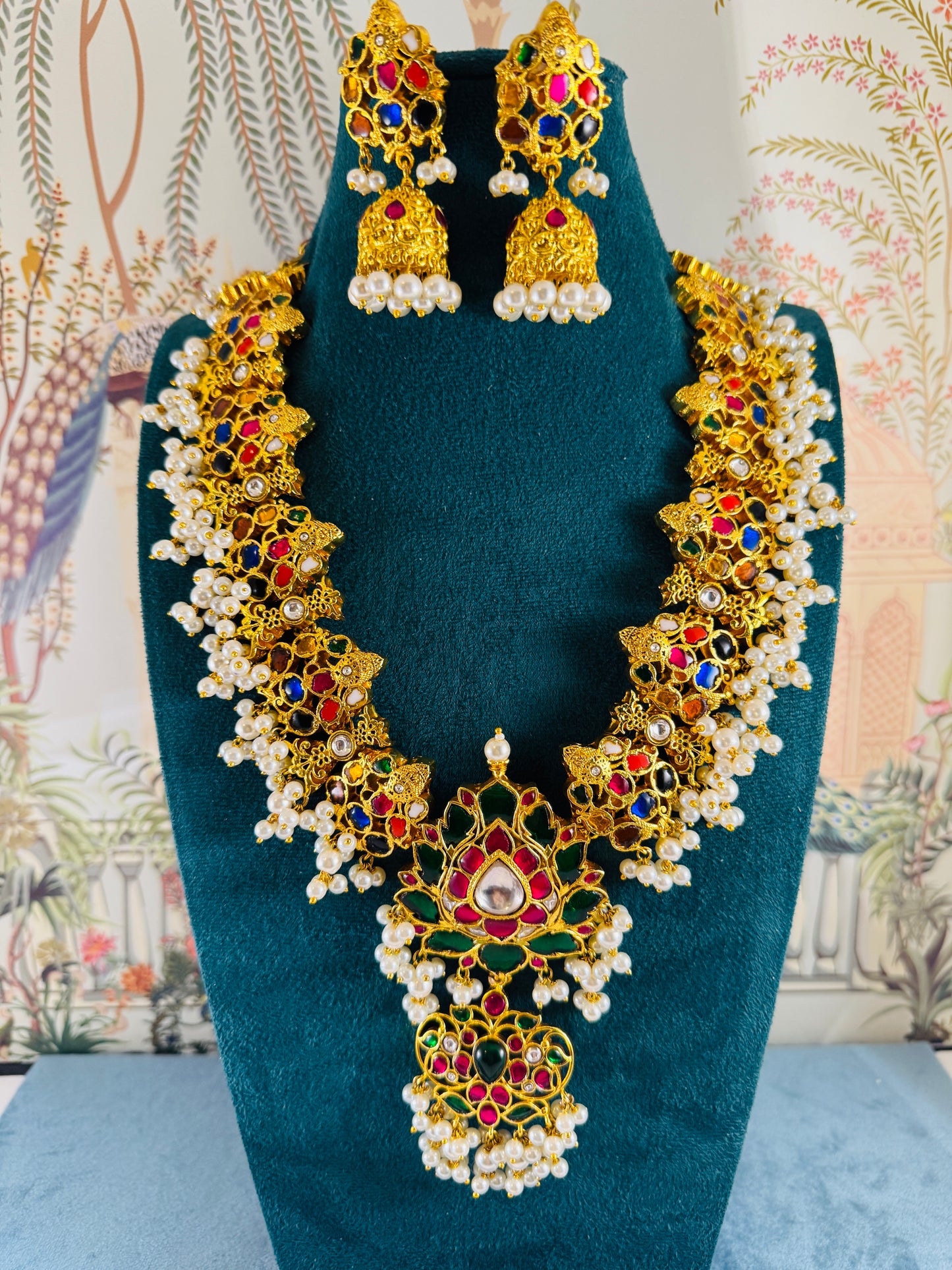 Navratna- Premium Jadau