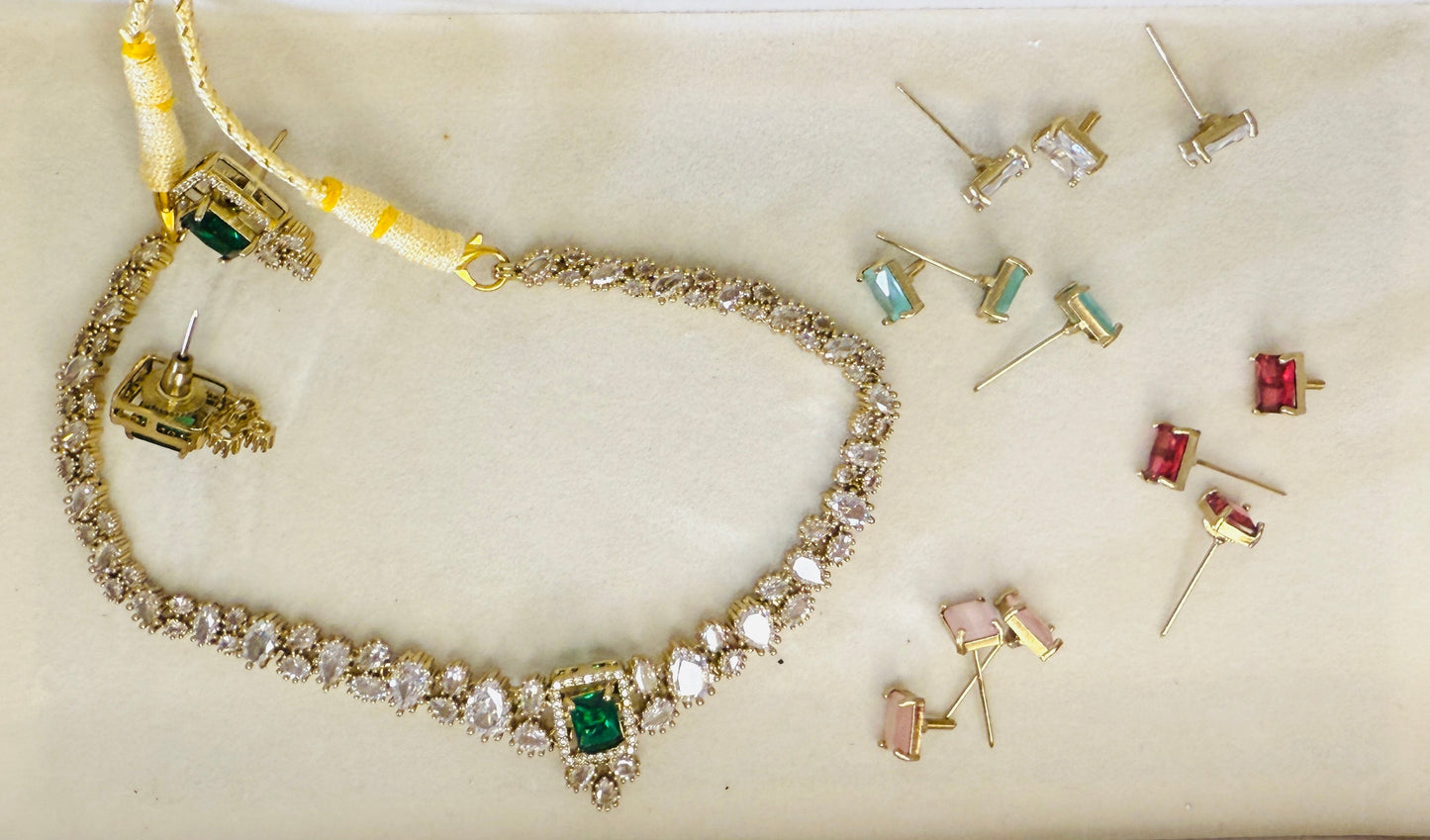 5 color options changeable set