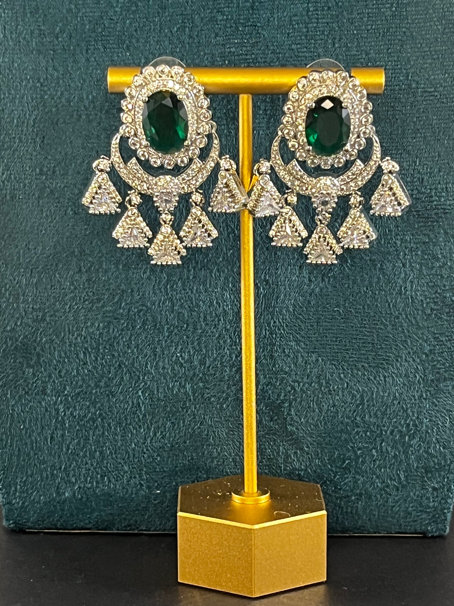 A003 Stunning Ad earrings
