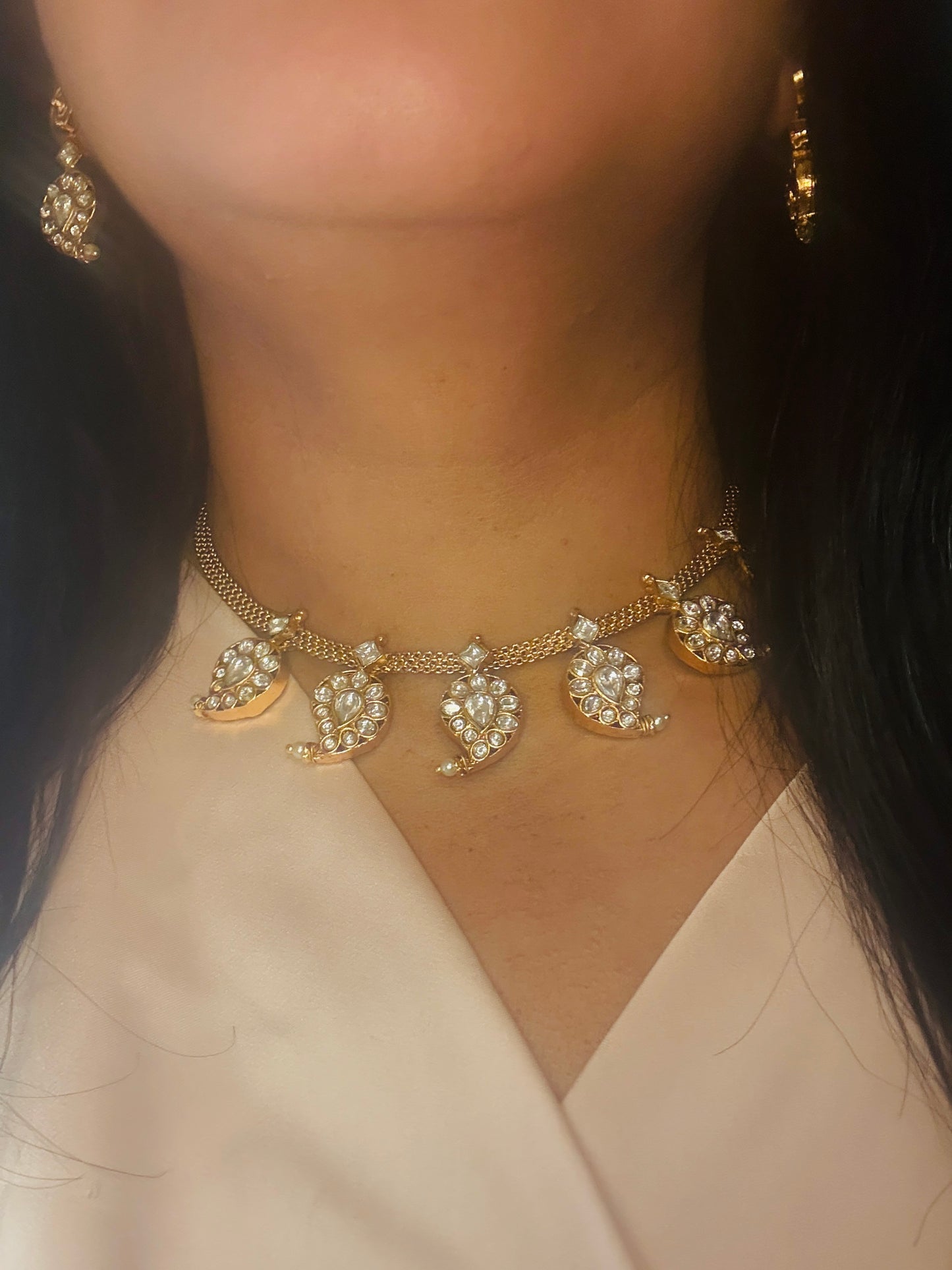 Reversible 2-in-1 mango necklace