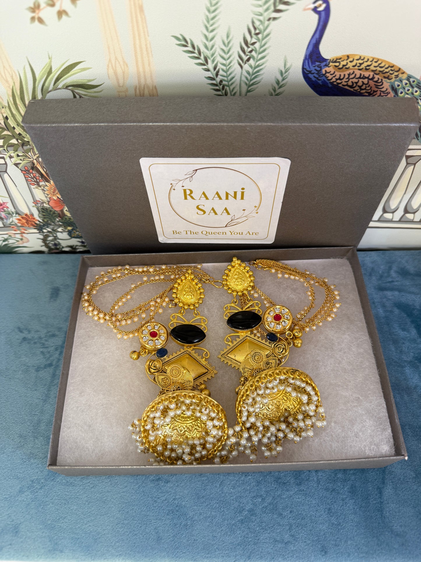 RC- 001 Monalisa stone golden replica Jhumka with earchain