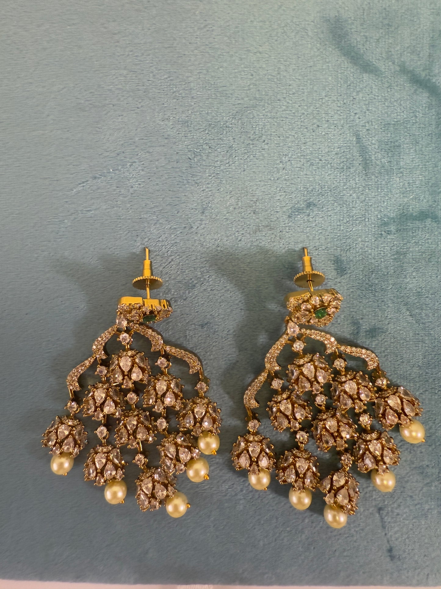 Abha- traditional and trendy