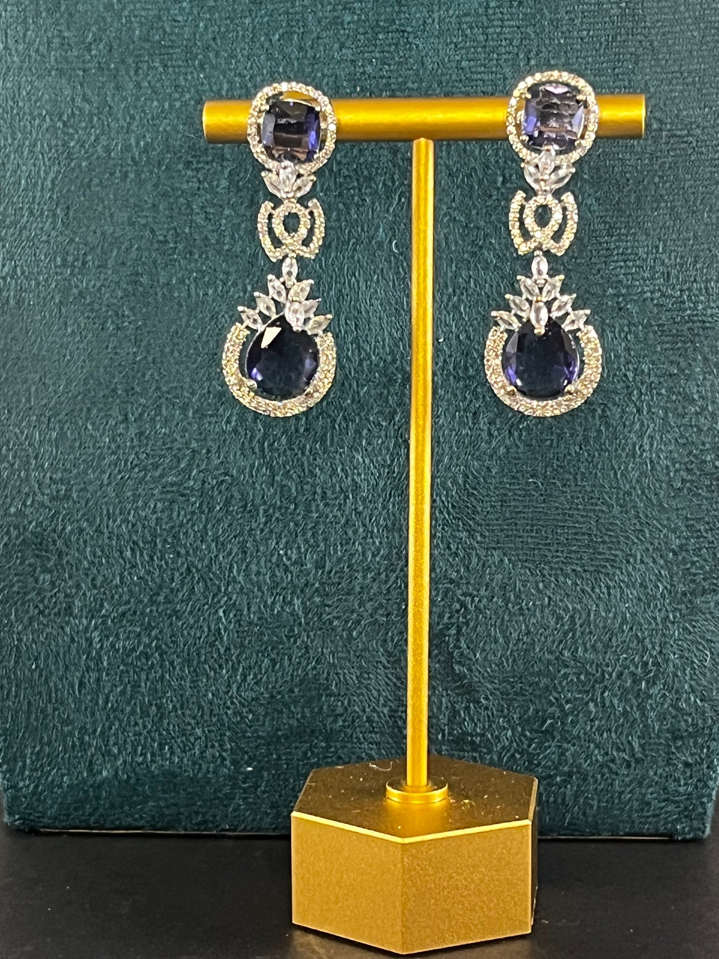 A01 Elegant and stylish