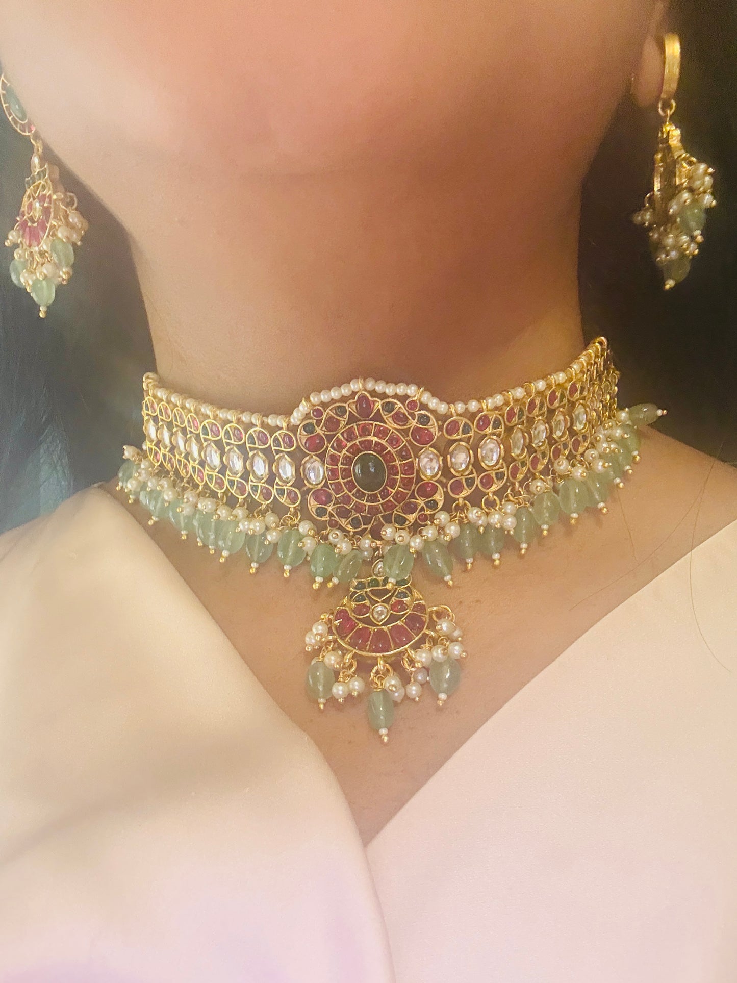 Radha- Classic choker look