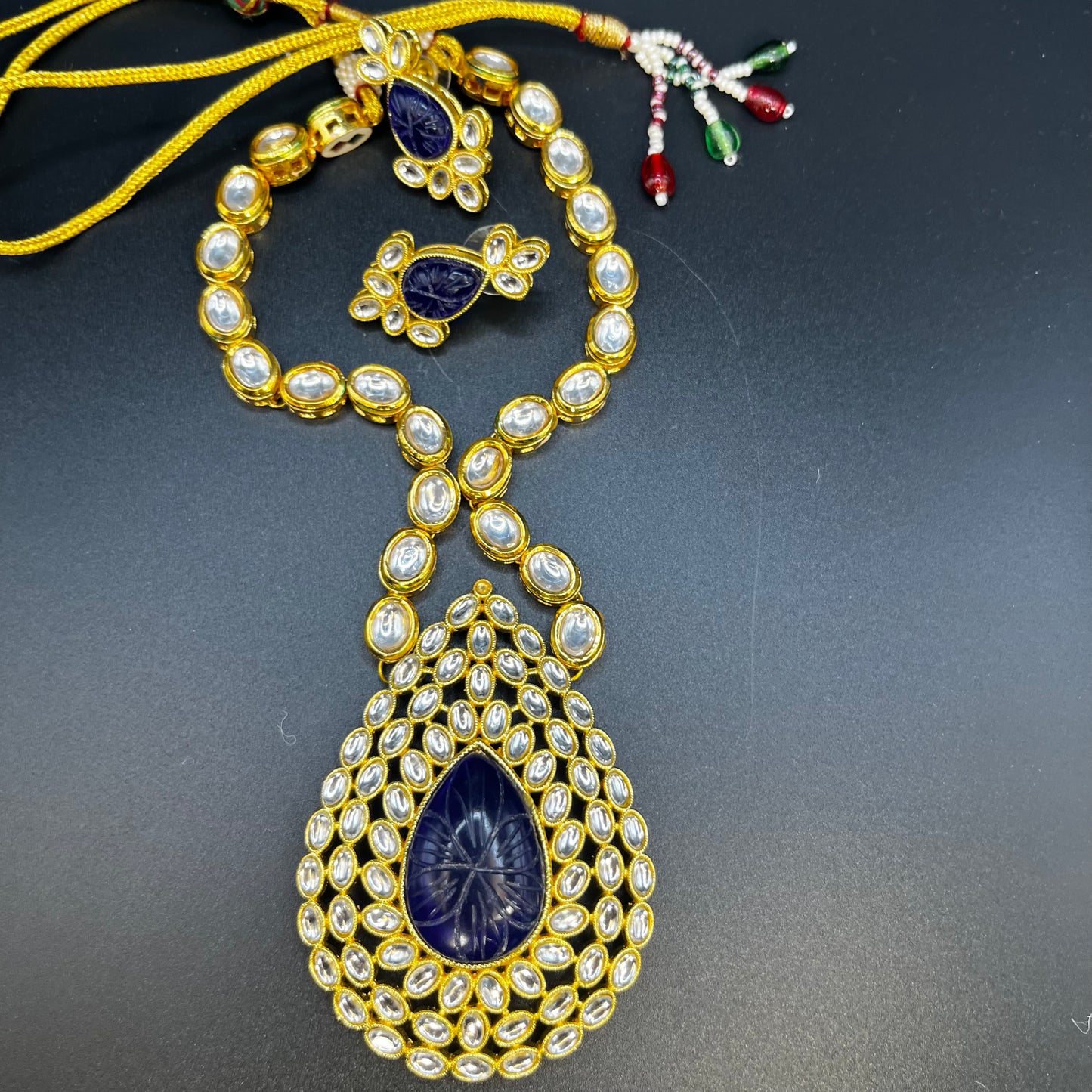 Navy carved stone pendant kundan haar