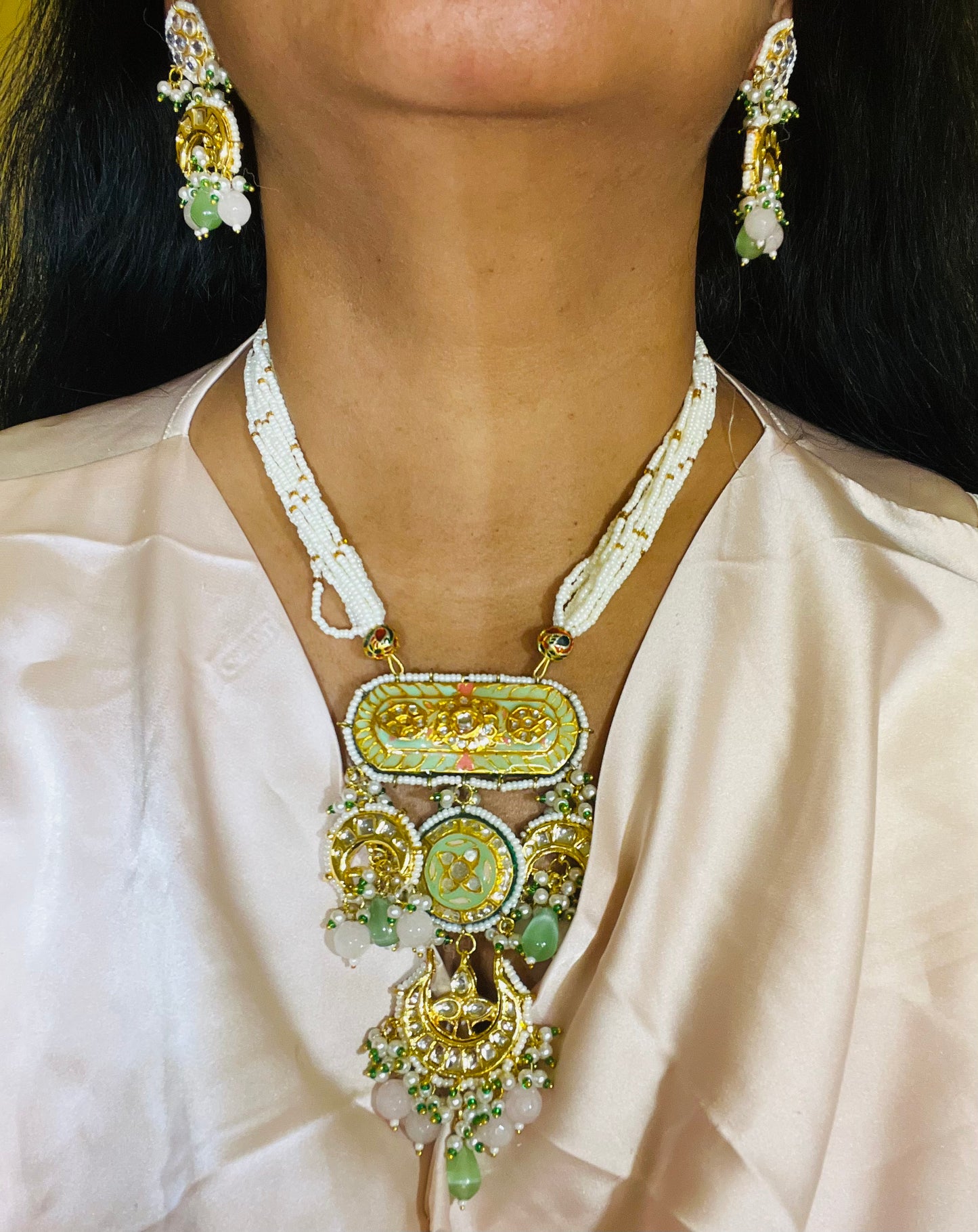 Aadya- Long haar Meenakari kundan in green