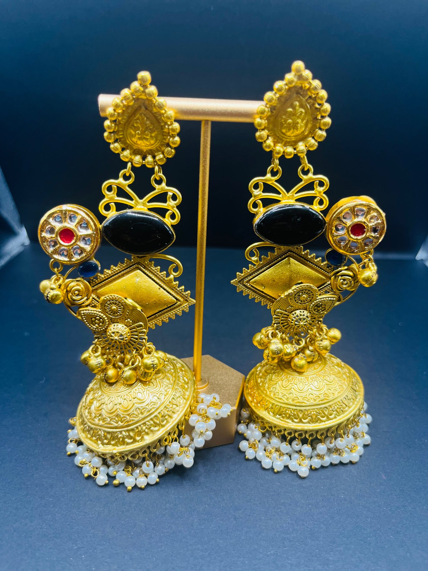 RC- 001 Monalisa stone golden replica Jhumka with earchain