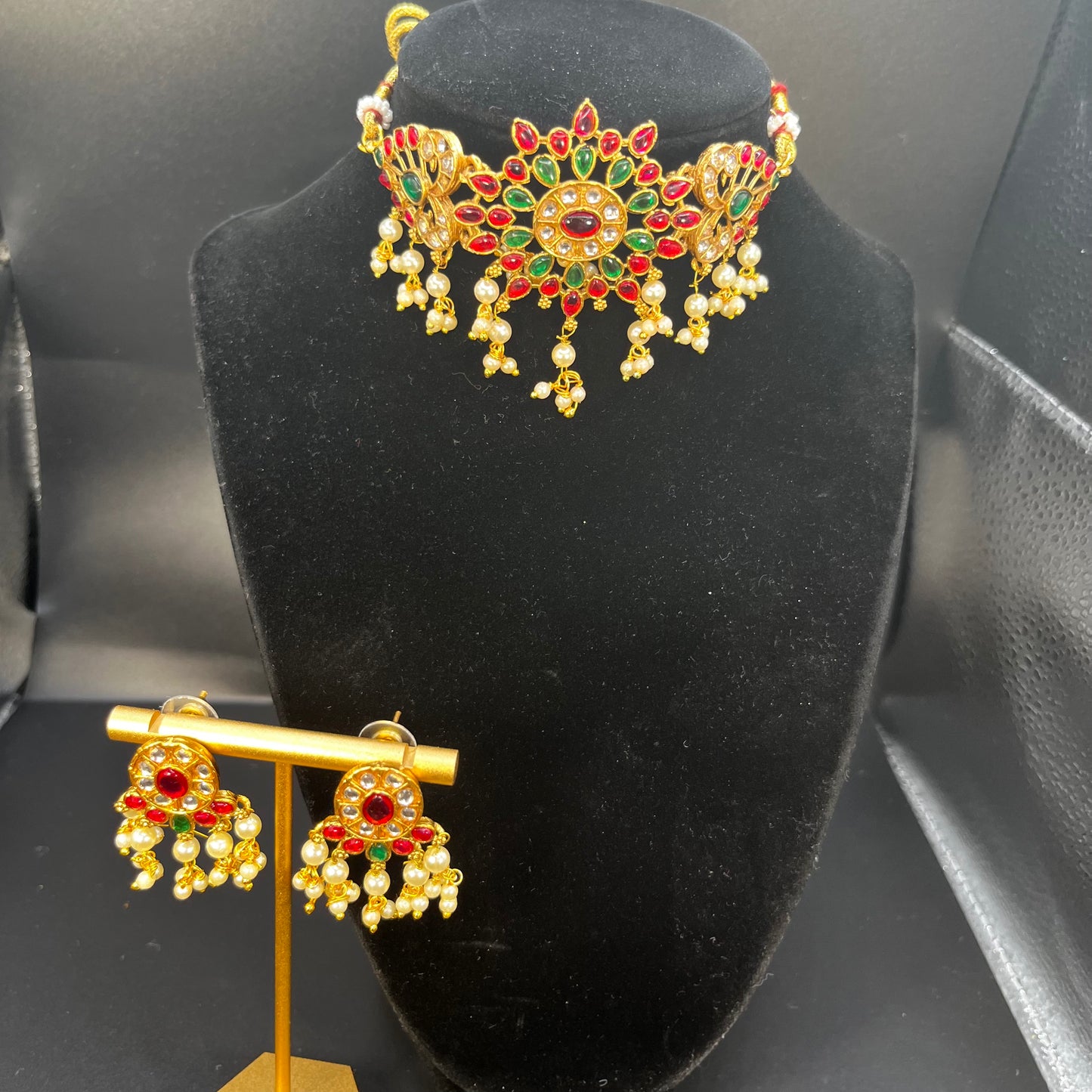 Kempu choker 2