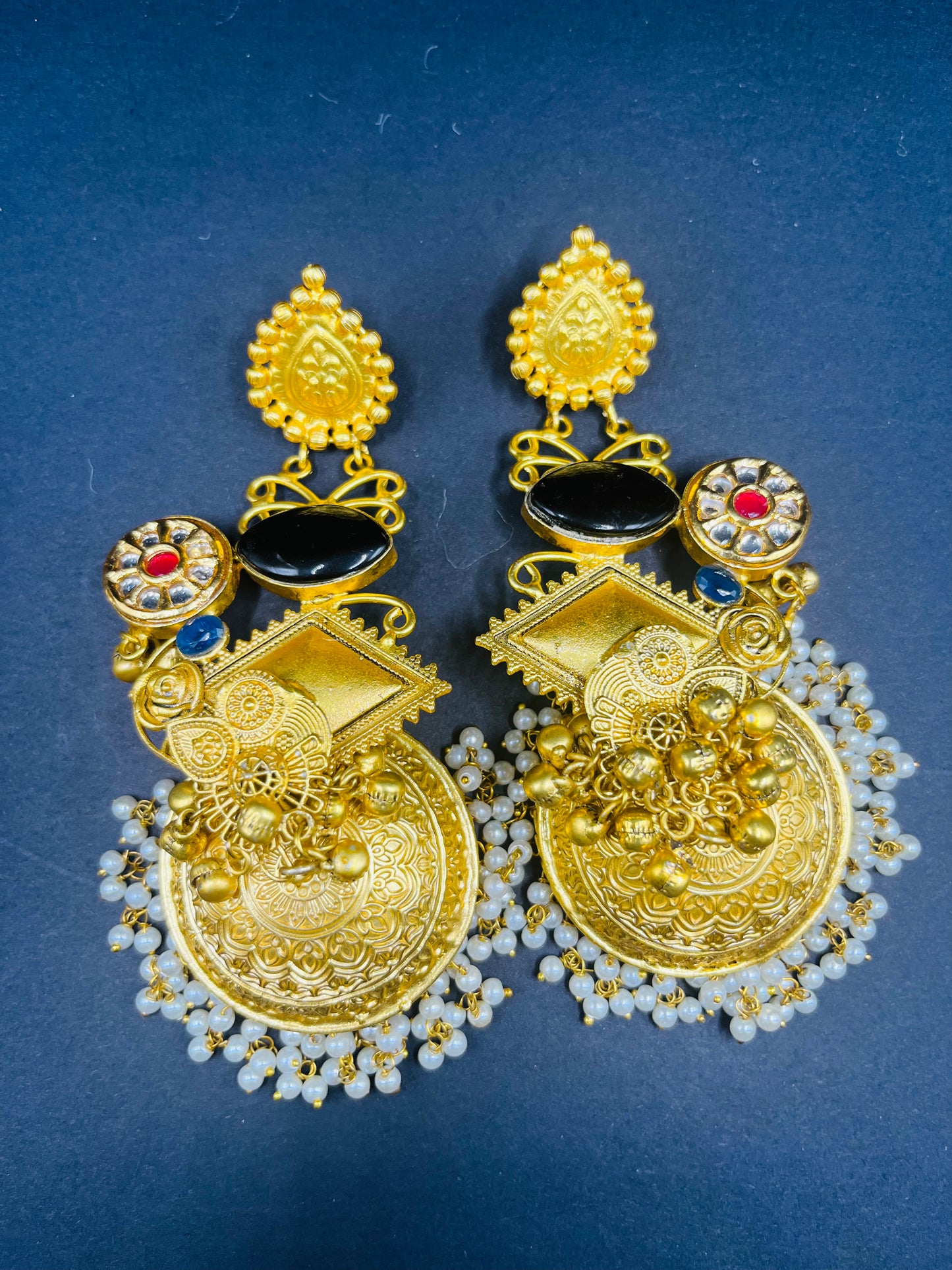 RC- 001 Monalisa stone golden replica Jhumka with earchain
