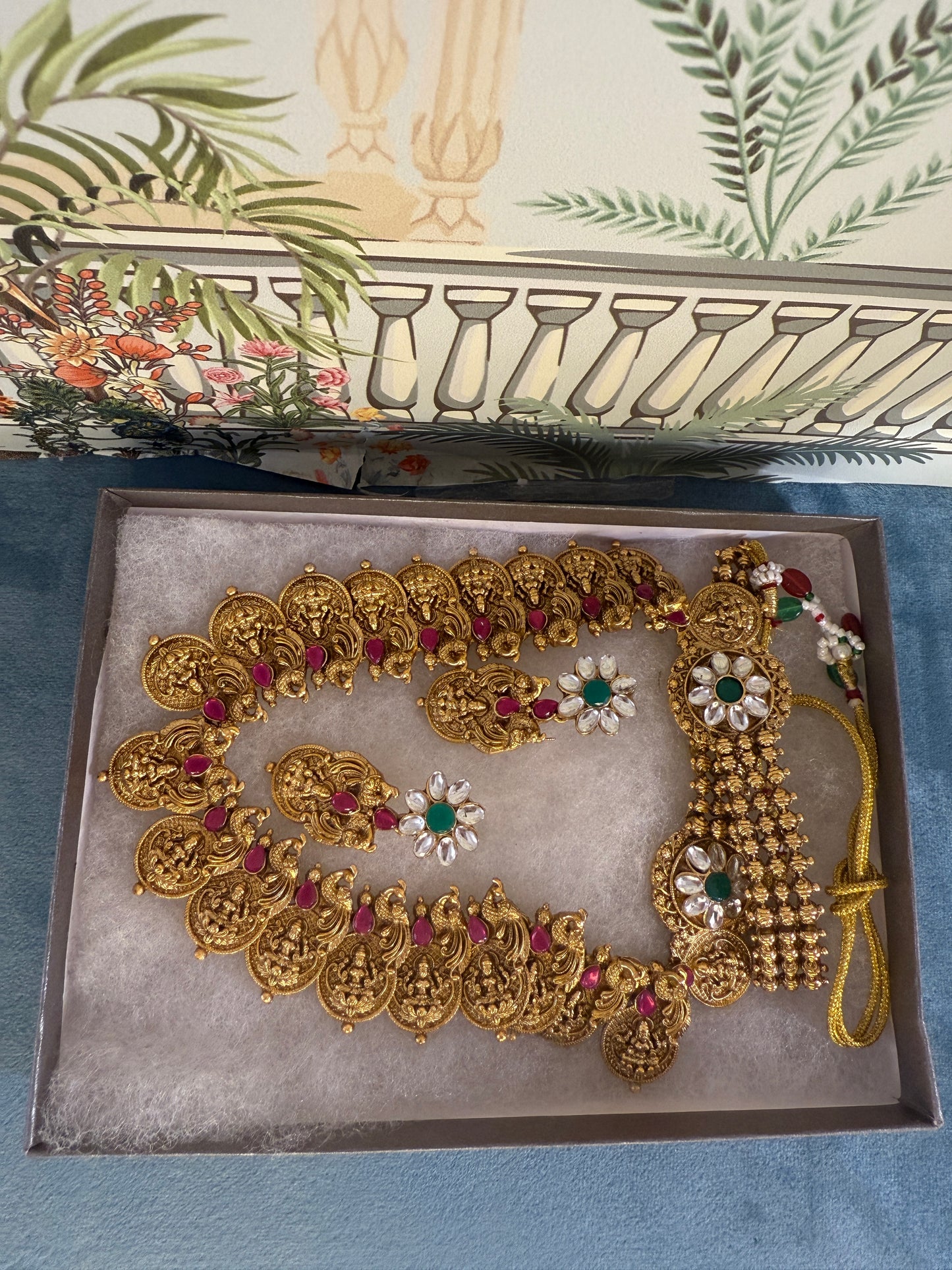 Aabha Long gold look necklace