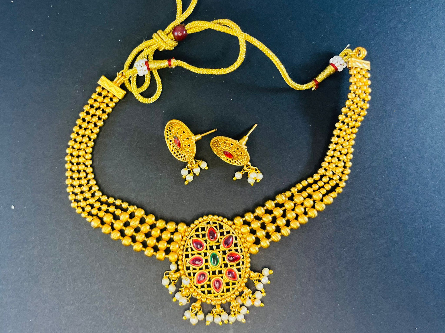 Aabha RLB-012 Gold look with round pendant