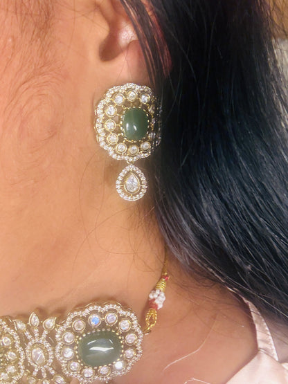 Aabha- Waterfall pattern green stone set with earrings
