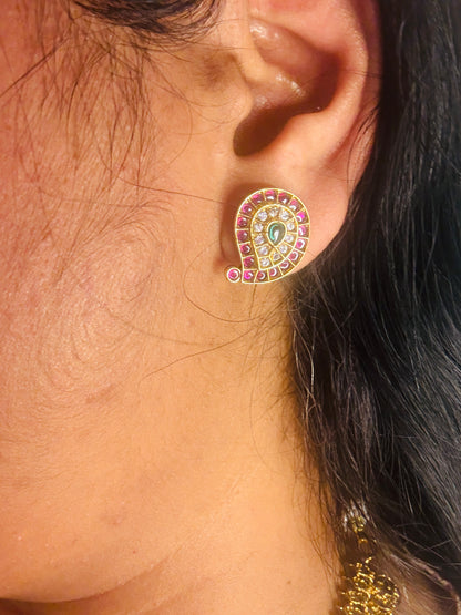 Kasu with mango pendant