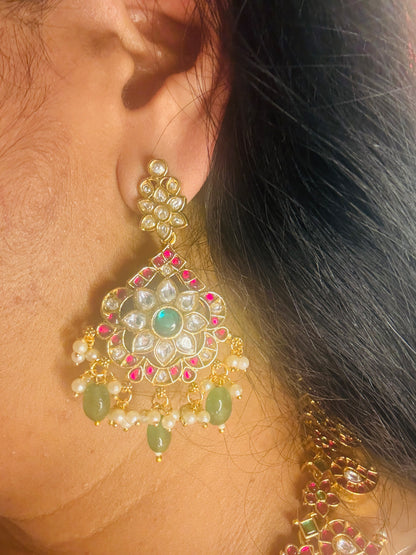 Reversible traditional necklace in kundan and Jadau