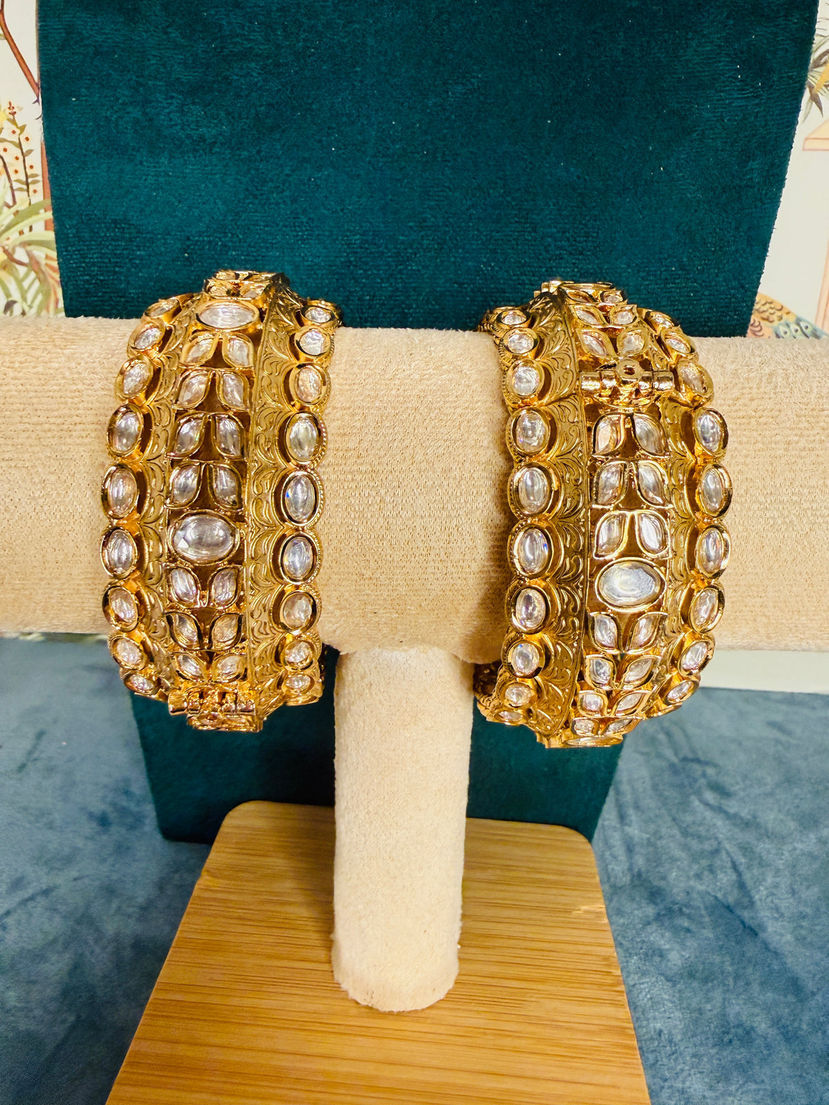 Moissanite kundan heavy bangles size 2-4” openable and fits to 2-6”