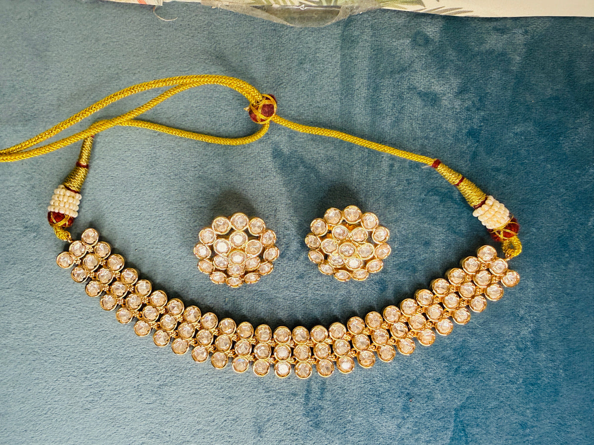 Aadya- Three line kundan