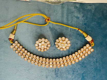 Aadya- Three line kundan