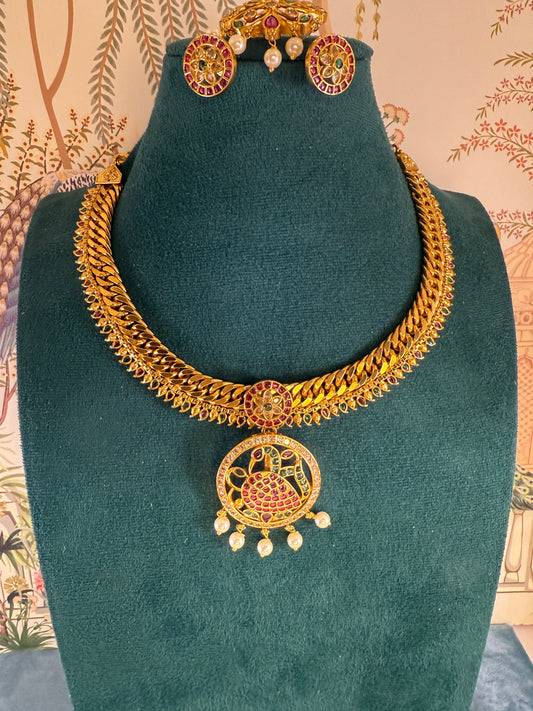 Trini- 3 pendant necklace