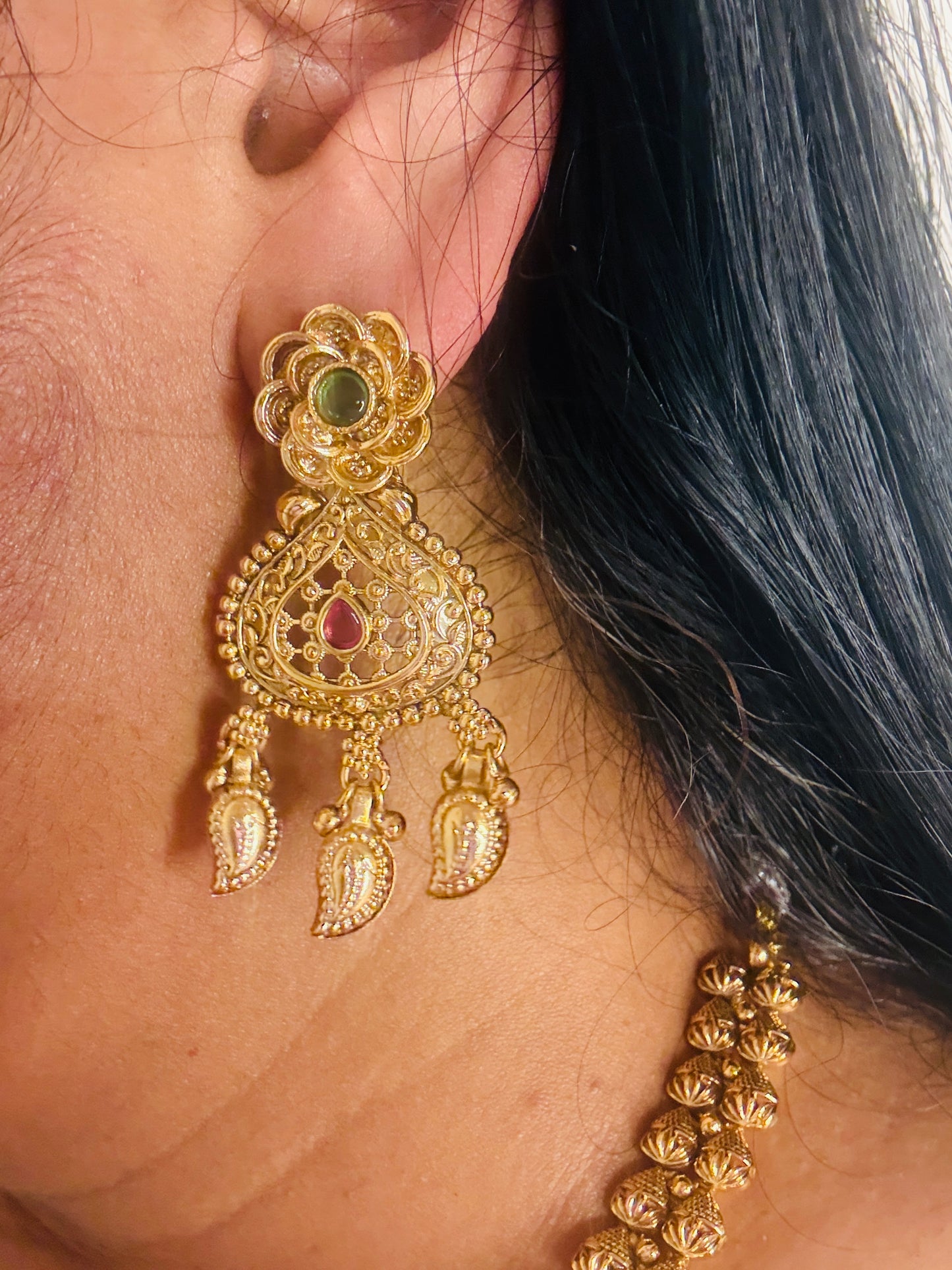 Rajwadi- gold look necklace