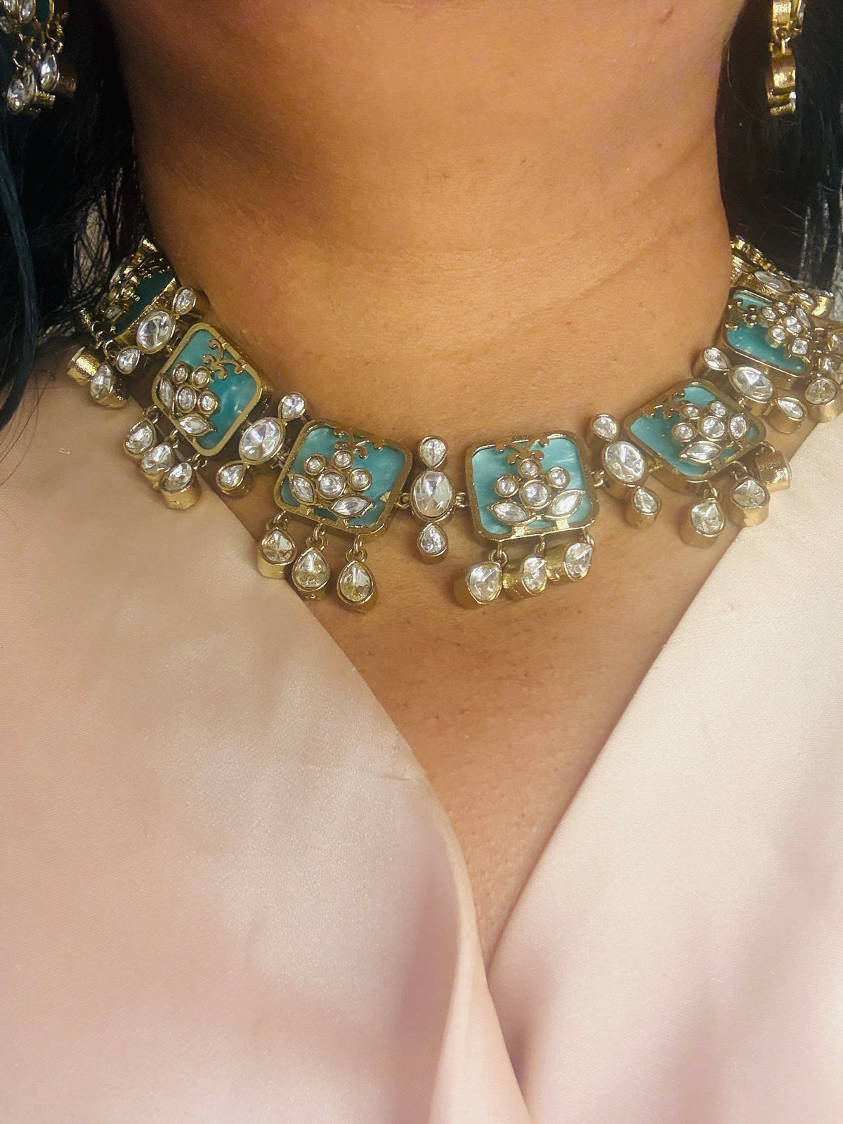 Aza- Kundan teal necklace