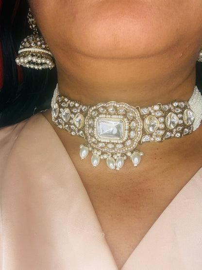 Mandala- Classic white Kundan with tikka