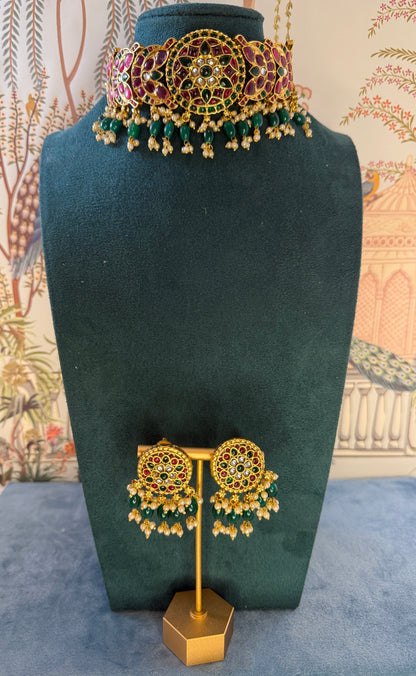 Chakor- classic contemporary