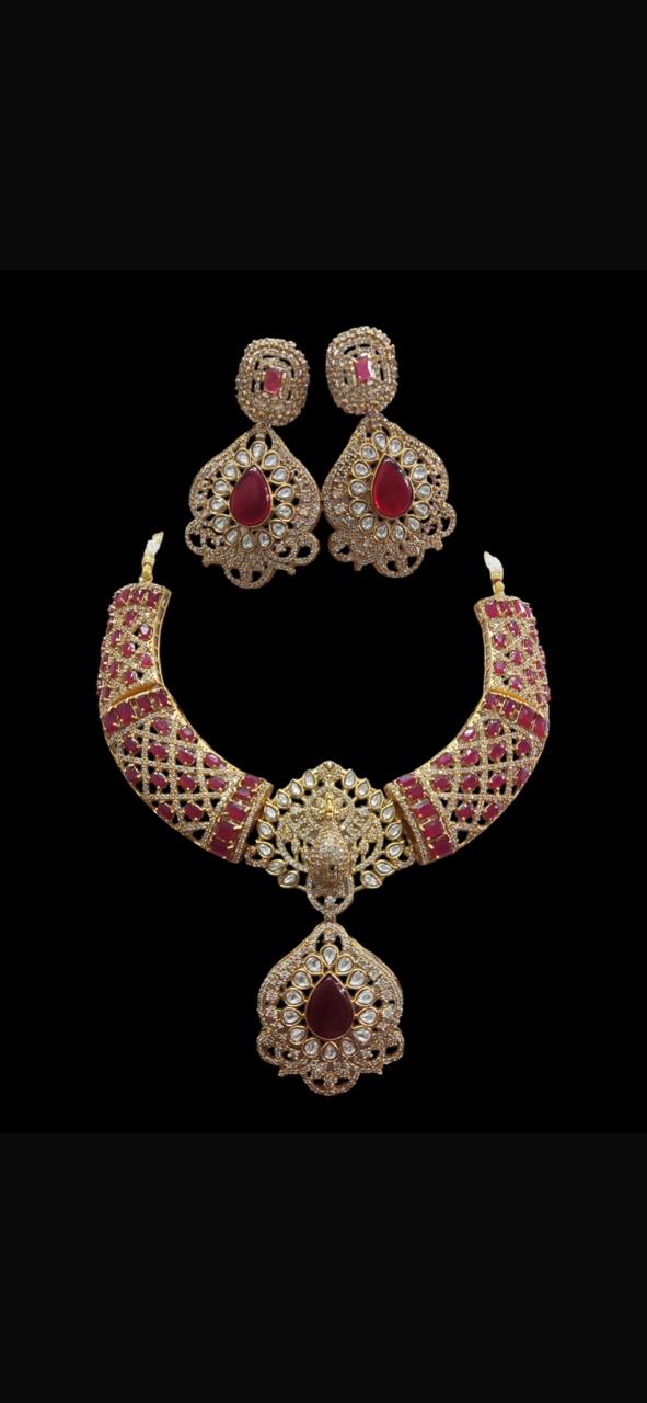 Morni- Red stones 3D peacock