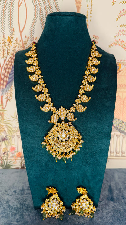Reversible traditional necklace in kundan and Jadau