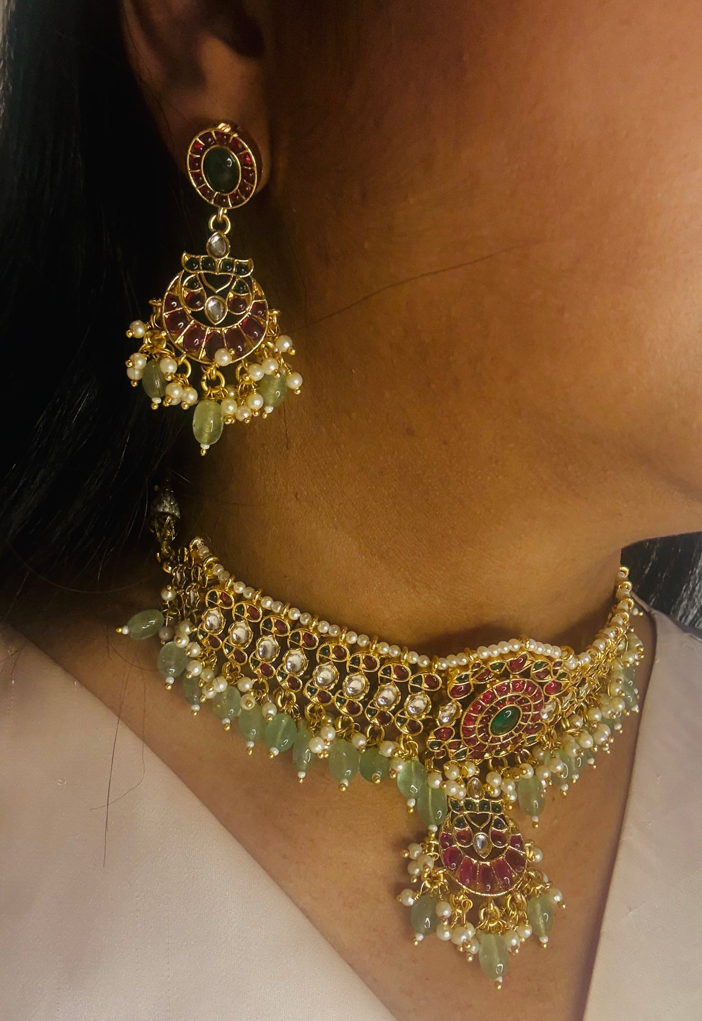 Radha- Classic choker look