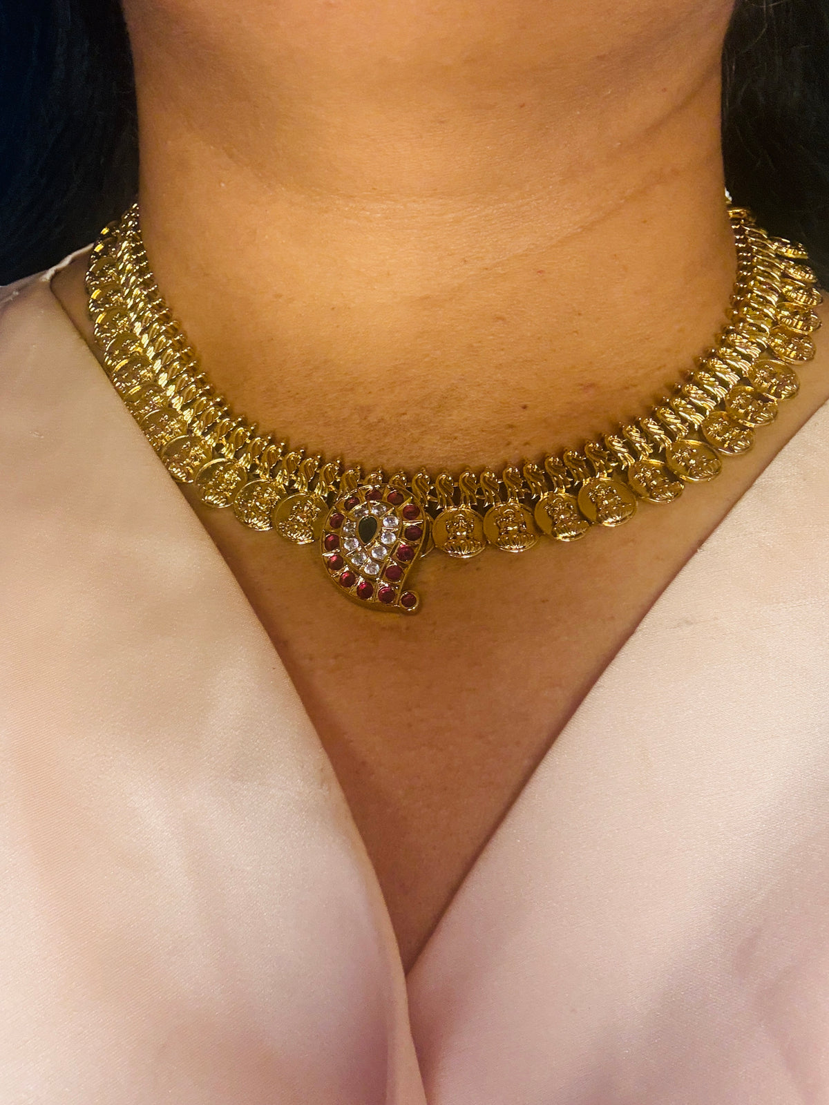 Kasu with mango pendant