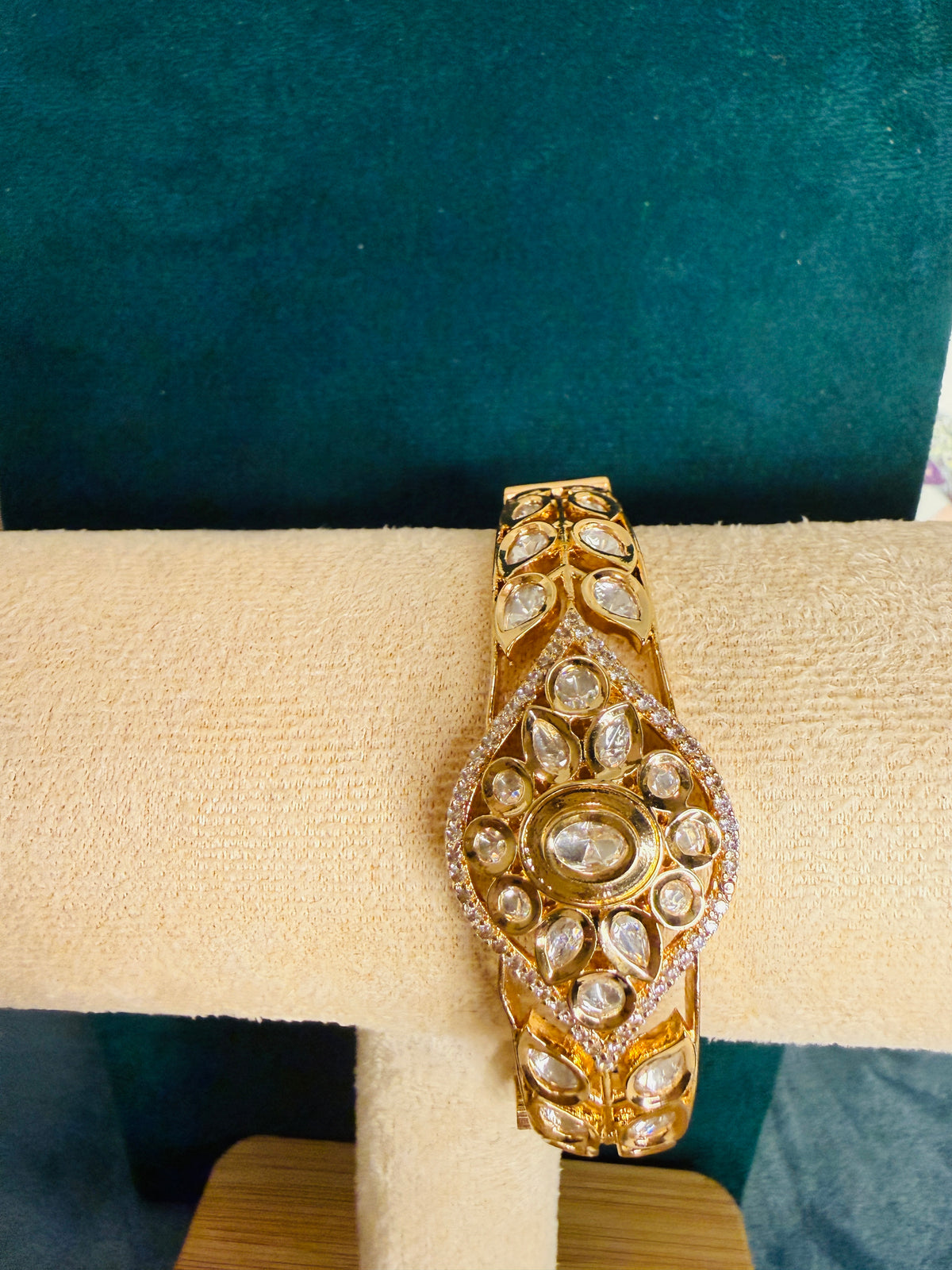 Bangari- AD openable bracelet