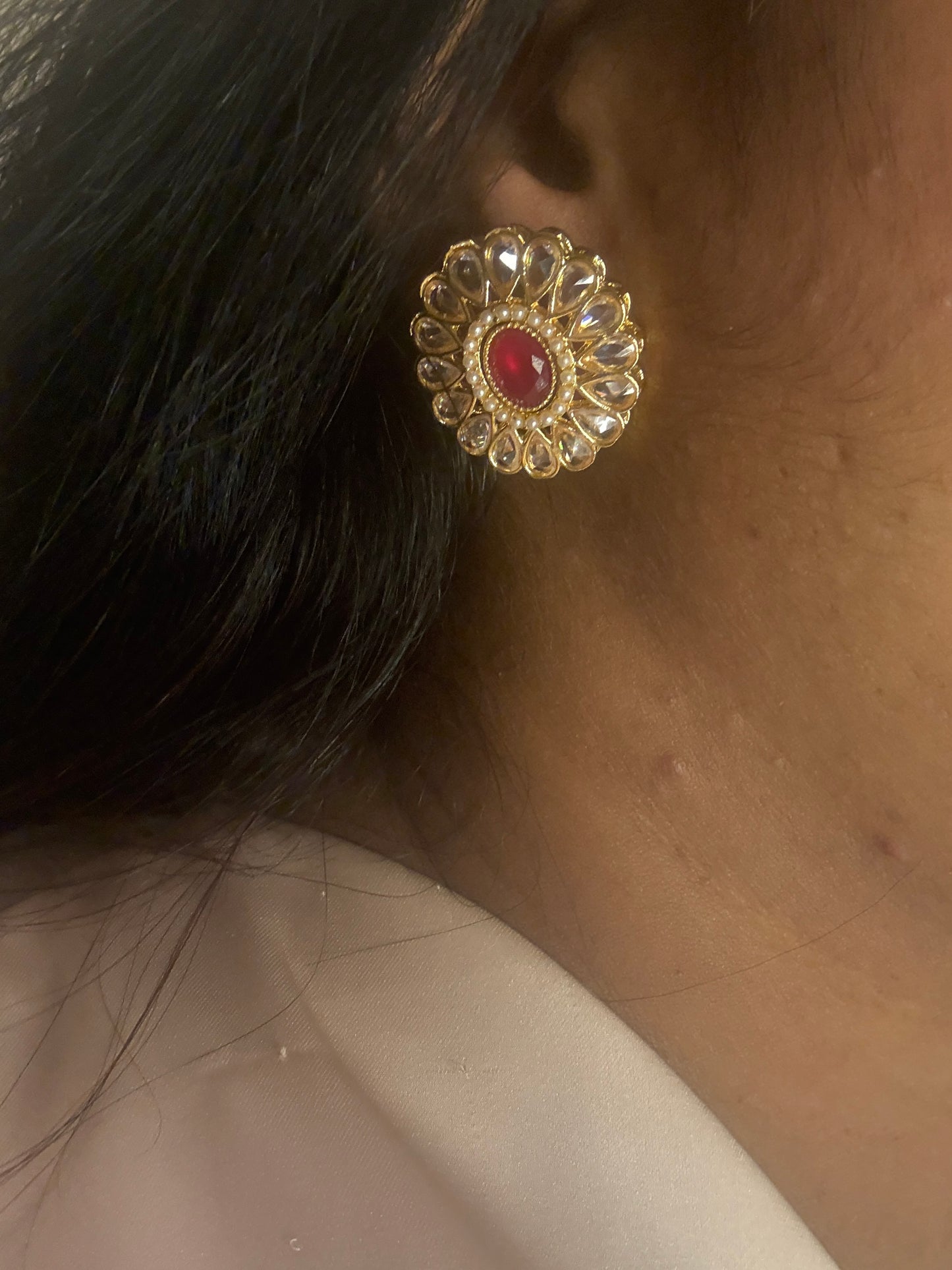 Manaswi - Bright and beautiful 6 colors changeable earrings