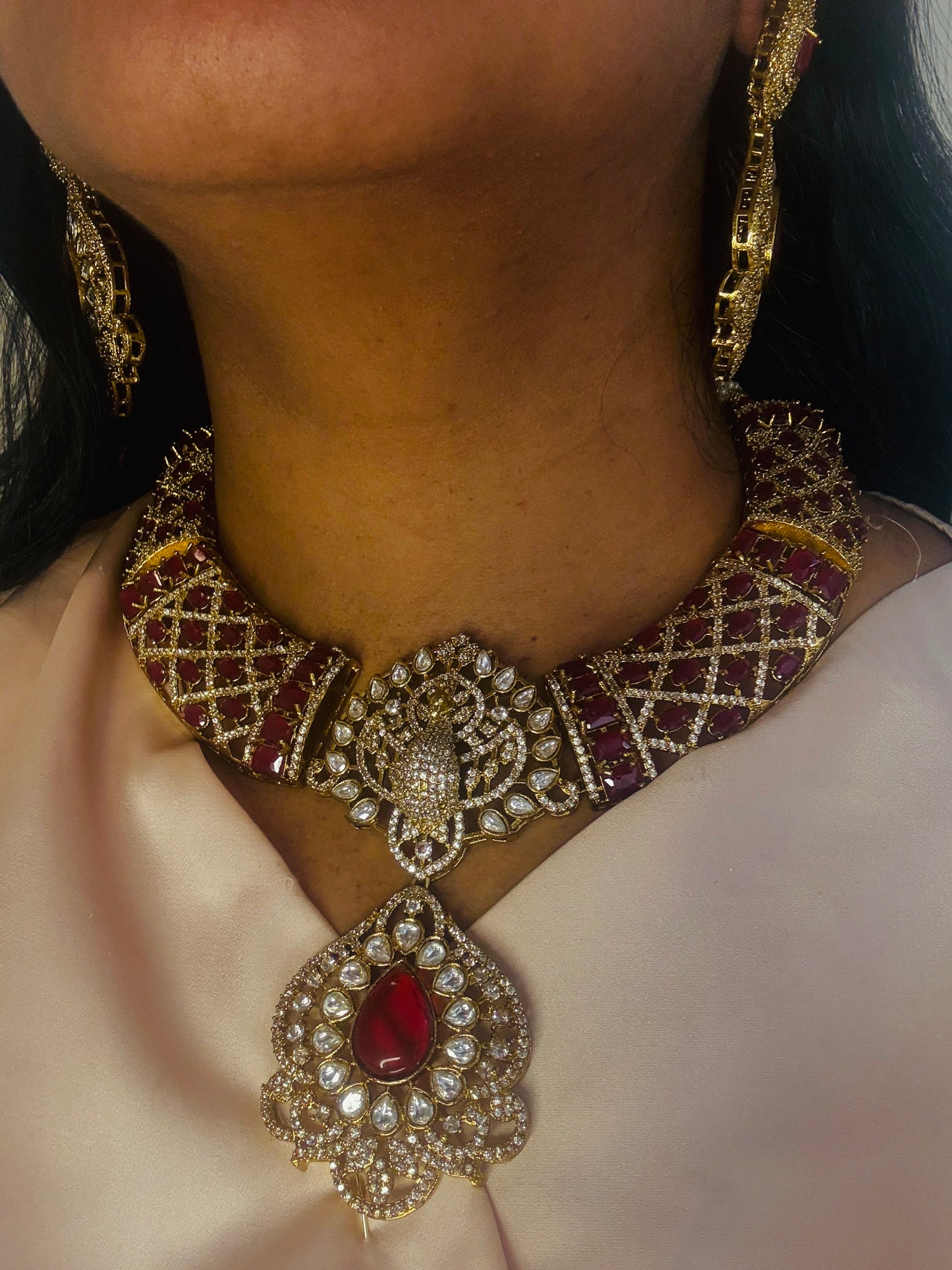 Morni- Red stones 3D peacock