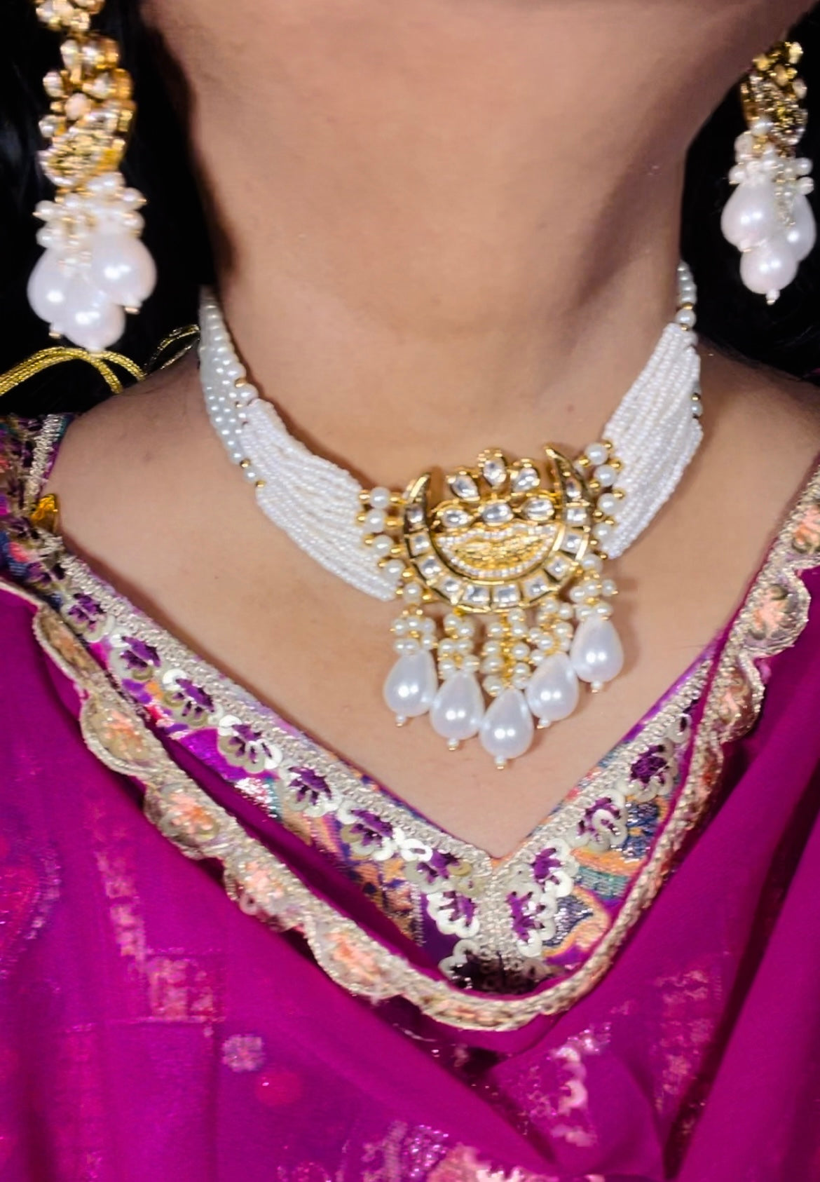 Kundan pearl choker