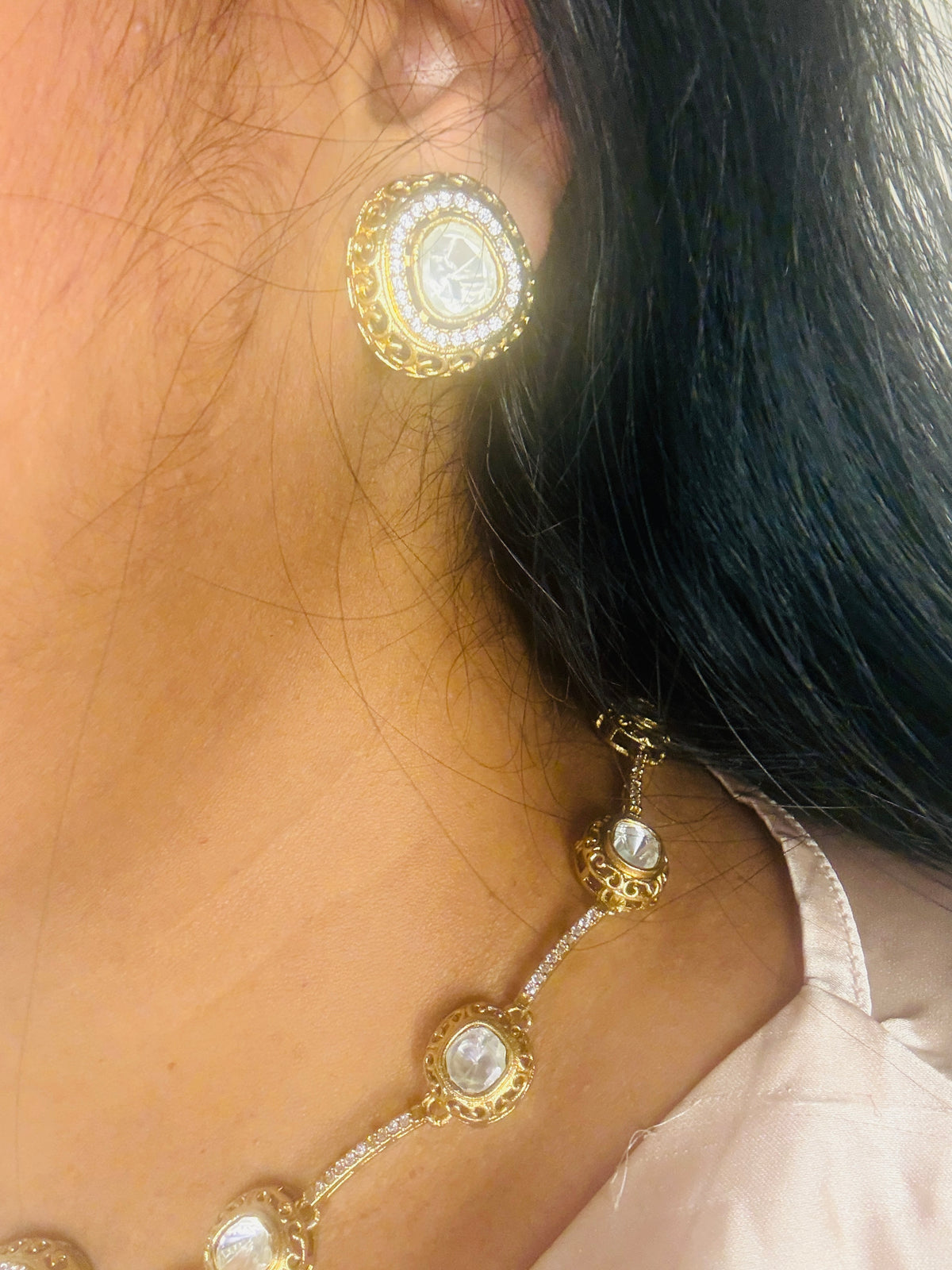 Aabha Delicate kundan set