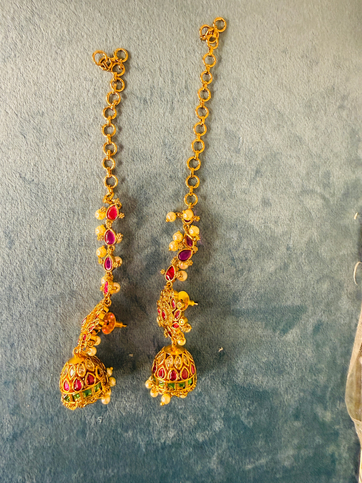 Kamala heavy earchain