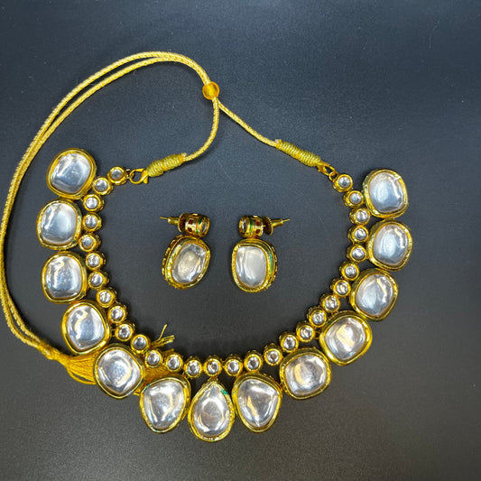 Kundan necklace