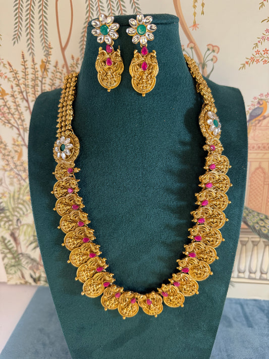 Aabha Long gold look necklace