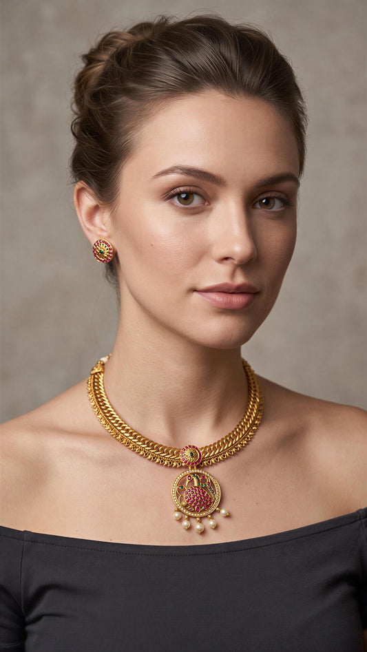 Trini- 3 pendant necklace