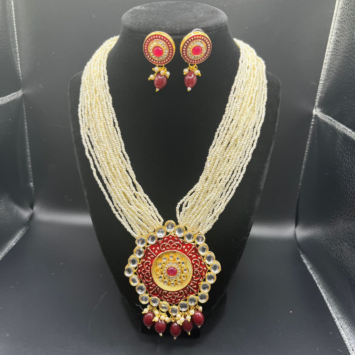 Meena kundan necklace