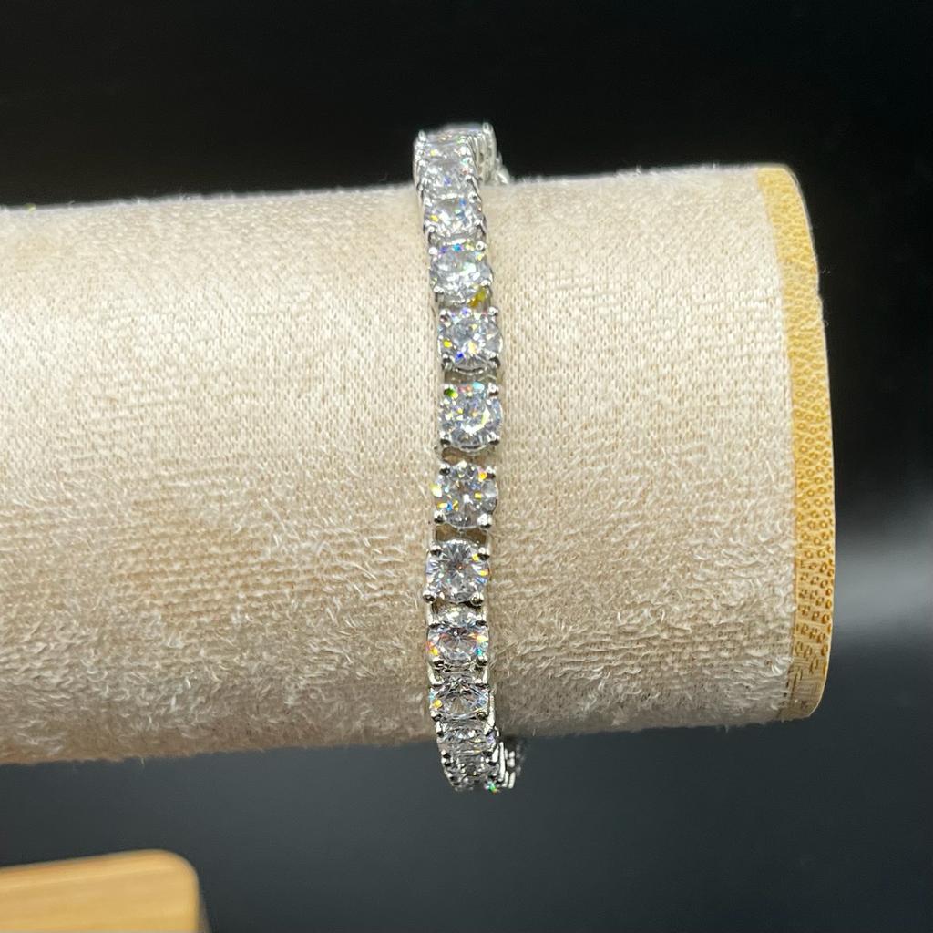 Tennis bracelet diamond look Cubic Zirconia jewelry