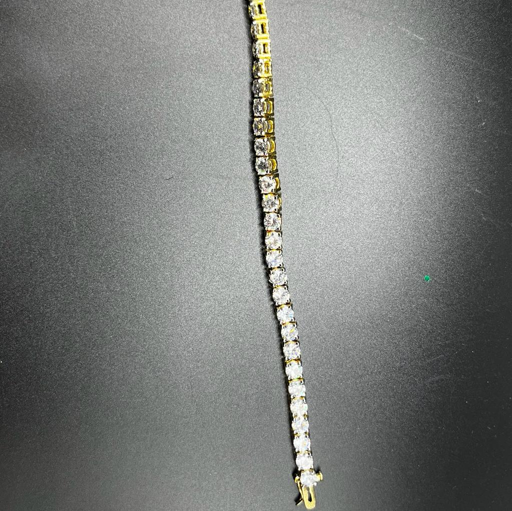 Tennis bracelet diamond look Cubic Zirconia jewelry