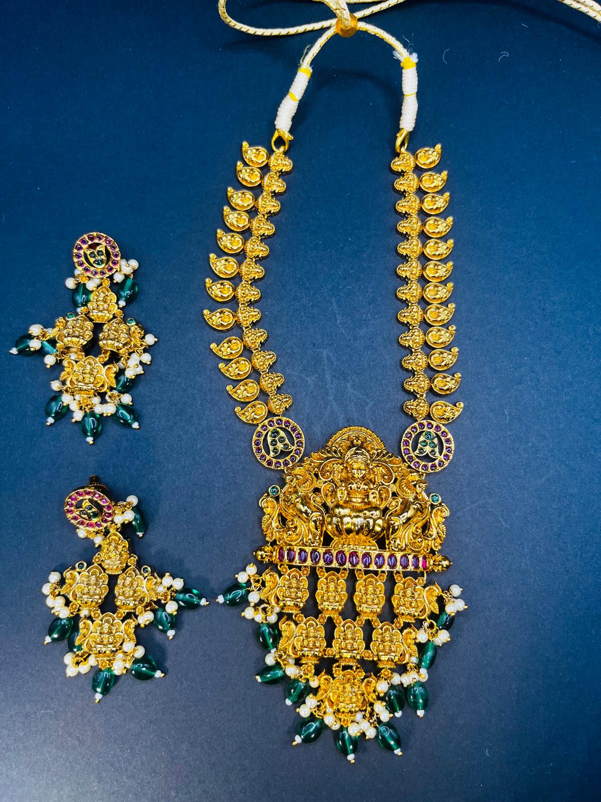 Aabha- Temple Nakshi jewellery